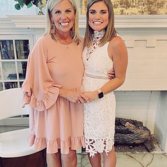 Beautiful DO+BE white Lace dress - Picture 4 of 4